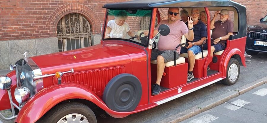 Gdańsk: City Tour by Electric Golf Cart - The Great Armory and St. Mary’s Church
