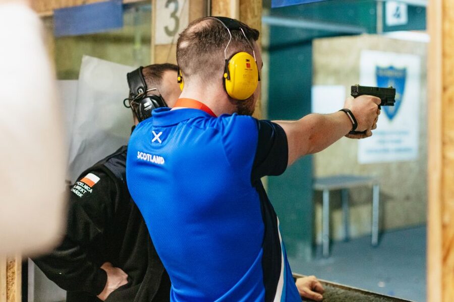 Gdańsk: Extreme Gun Shooting Experience with Transfers - Should you book the Gdańsk extreme shooting experience?