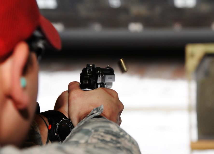 Gdansk: Extreme Shooting Range with Private Transport - The main strengths and limitations
