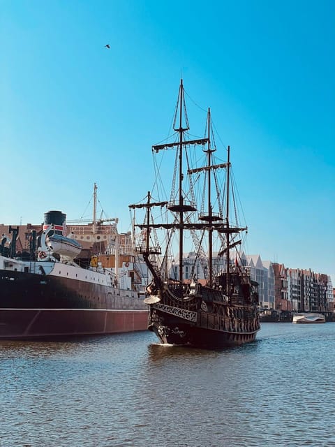 Gdansk: Guided Round-Trip Cruise to Westerplatte - Why this cruise gives Gdańsk a wider view