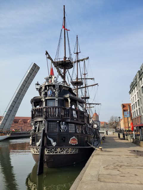 Gdansk: Guided Round-Trip Cruise to Westerplatte - Is $33 a fair price?