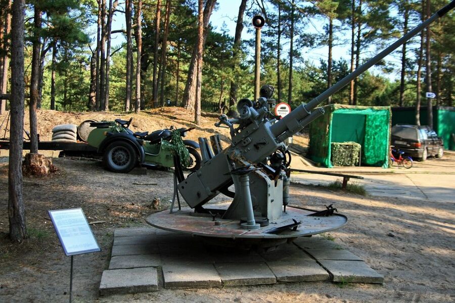 Gdansk Hel Peninsula Private Guided Tour with Cruise or Car - Walking to the point where Poland begins and ends