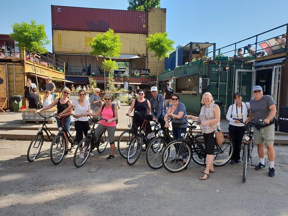 Gdansk Highlights Bicycle Tour - Neptune’s Fountain and the medieval center