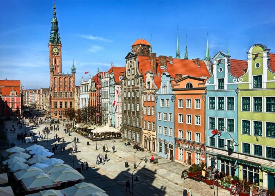 Gdansk: Jewish Heritage Guided Private Walking Tour - The Old Town: Jewish life behind the grand facades
