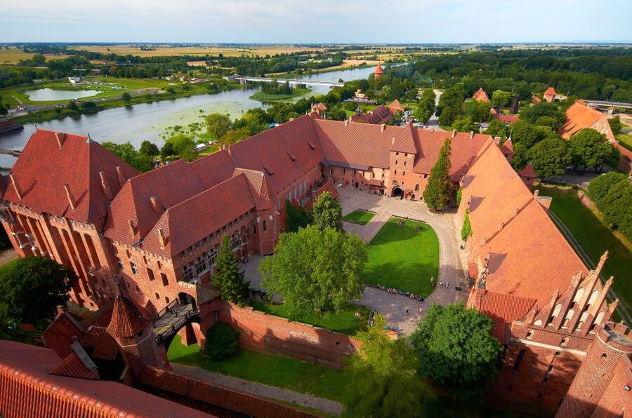 Gdansk: Malbork Castle Regular Tour - Is $122 a fair price?
