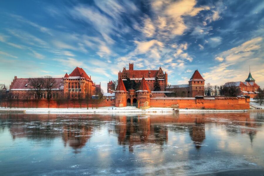 Gdansk: Malbork Castle Regular Tour - Leaving Gdansk by minibus