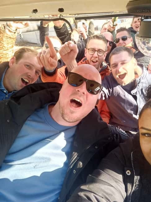 Gdansk: PartyBus in BuggyBus & Alcohol Included & Top Fun - Languages and service details