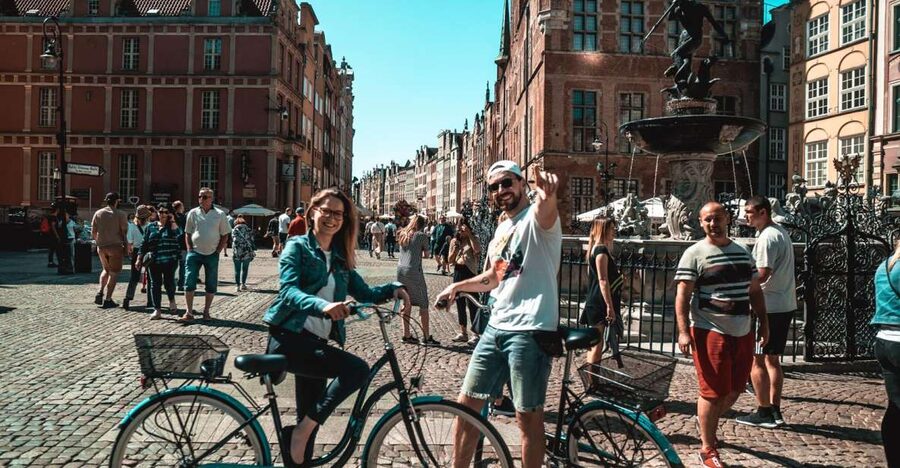 Gdansk Private Bike Tour - The shipyard and the story of Solidarity