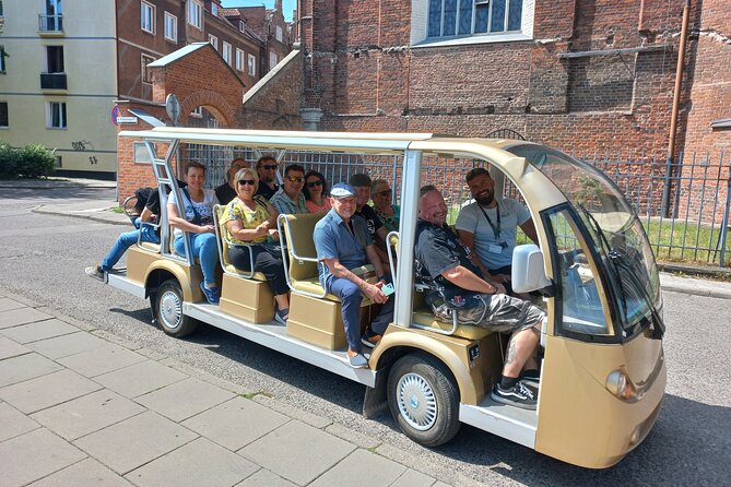 Gdansk: Private City Sightseeing Tour by Buggy/Cart LIVE GUIDED - Guide quality and language