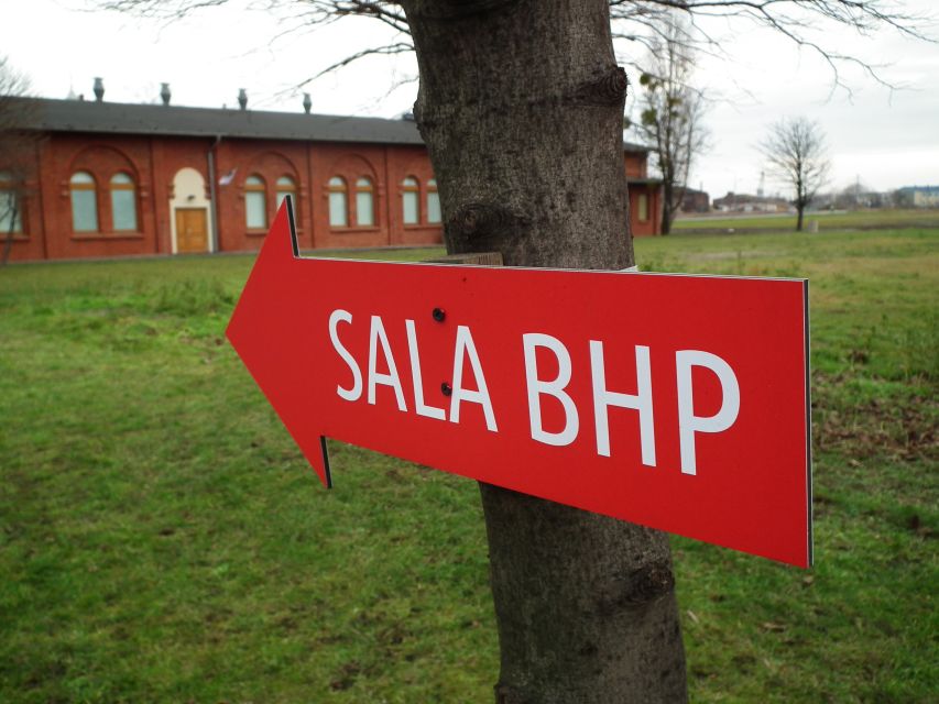 Gdansk: Private Communism Tour with Solidarity Center Museum - Small practical details that affect your day