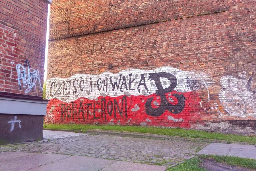 Gdansk: Private Old Town Tour - Solidarity, communism, and the city’s harder questions