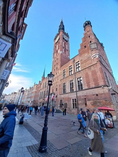 Gdansk: Private Top City Tour by Electric Cart & Live Guided - The shipyard, Solidarity, and the fall of communism