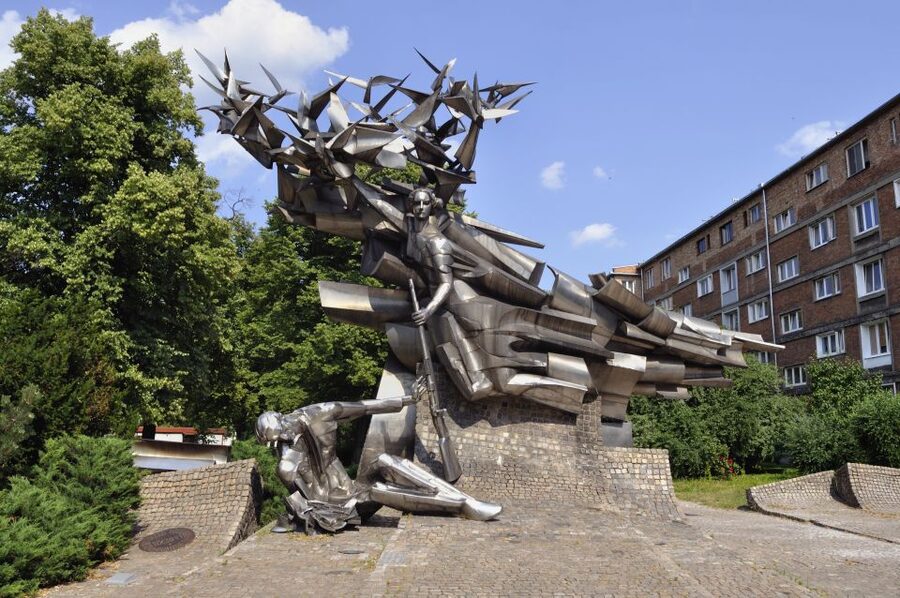 Gdansk Private WWII Tour with Museum of the Second World War - What the private guide adds