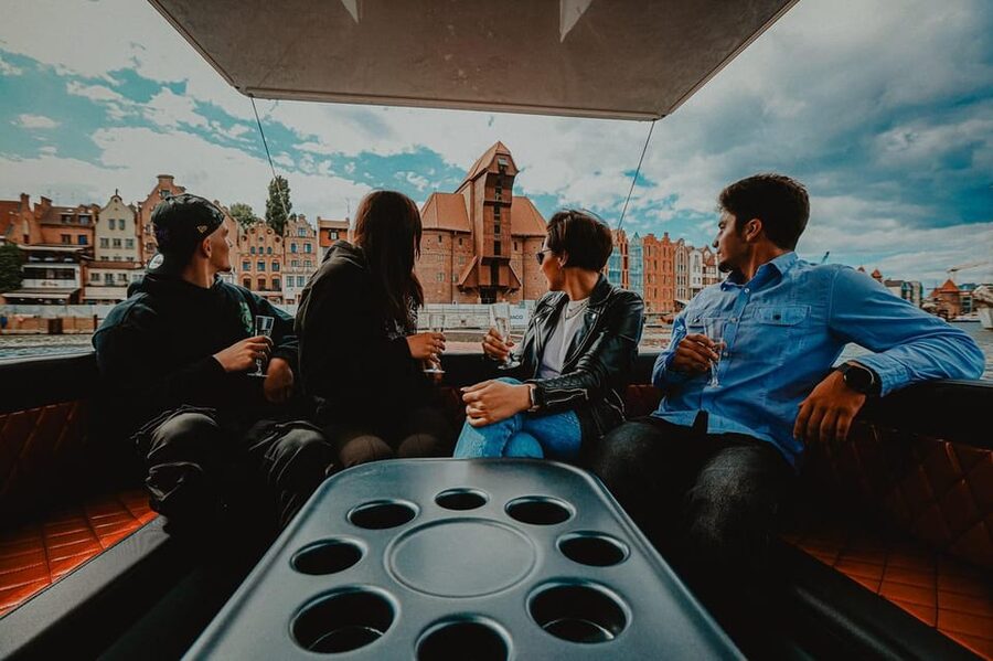 Gdańsk: Sightseeing EcoCruise around the Old Town of Gdansk - A small boat with a calmer rhythm