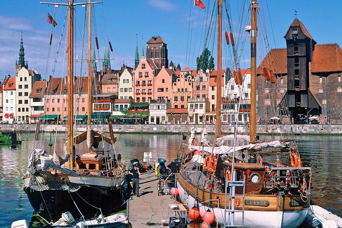 Gdansk, Sopot and Gdynia 3 Cities Private Full-Day Tour - Gdansk begins at the city gates