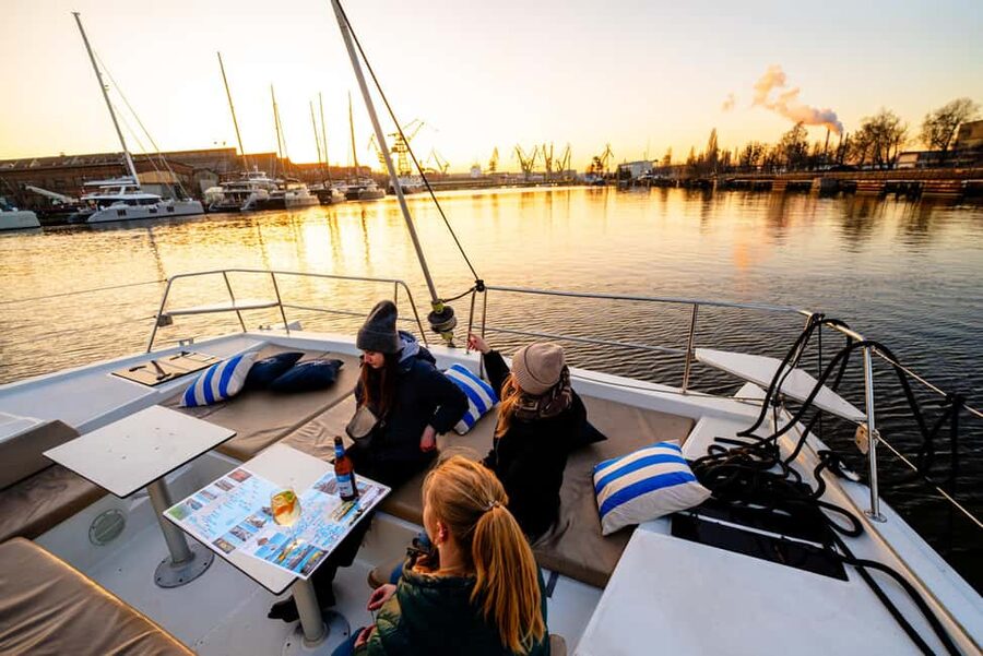 Gdansk/Sopot: Breakfast Cruise on a Catamaran - Starting the morning in Sopot or Gdansk