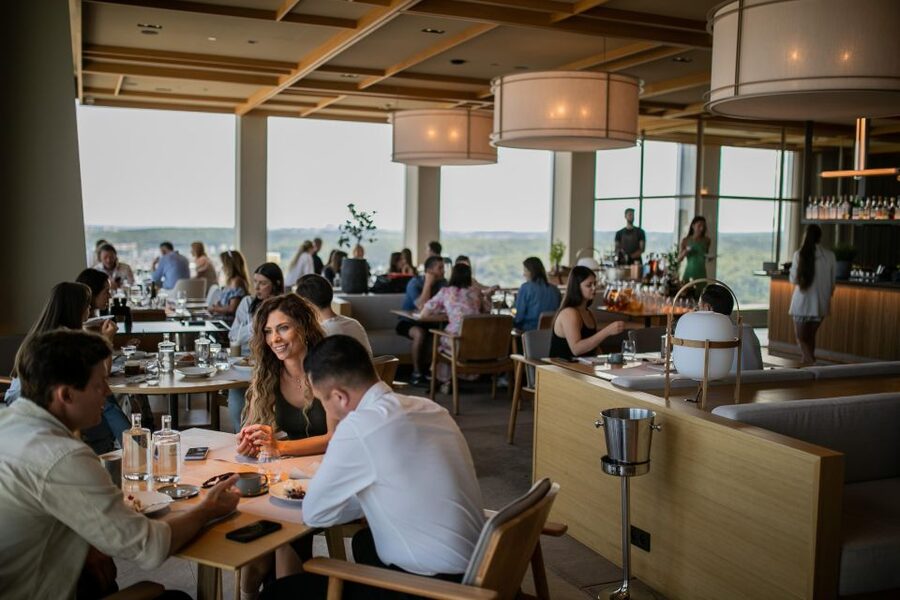 Gdańsk: Spanish Cuisine and City Views From the Top Floor - What the three-course menu actually gives you