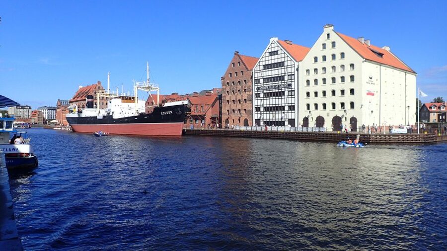 Gdańsk: World War II Tour - The Main City, rebuilt after the 1945 catastrophe
