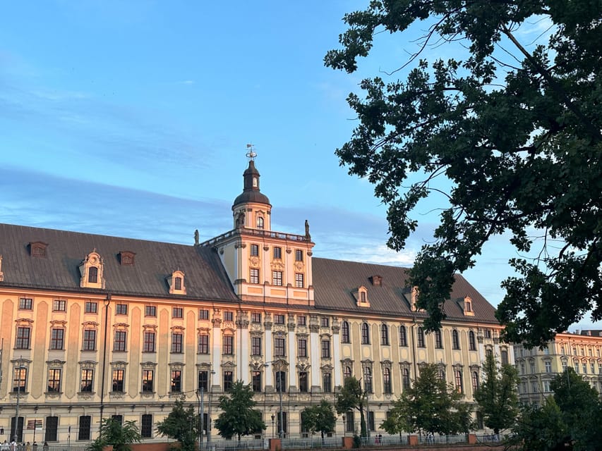 Group city tour (walking tour) through Wroclaw in German - Starting beneath the Market Square’s old pillory