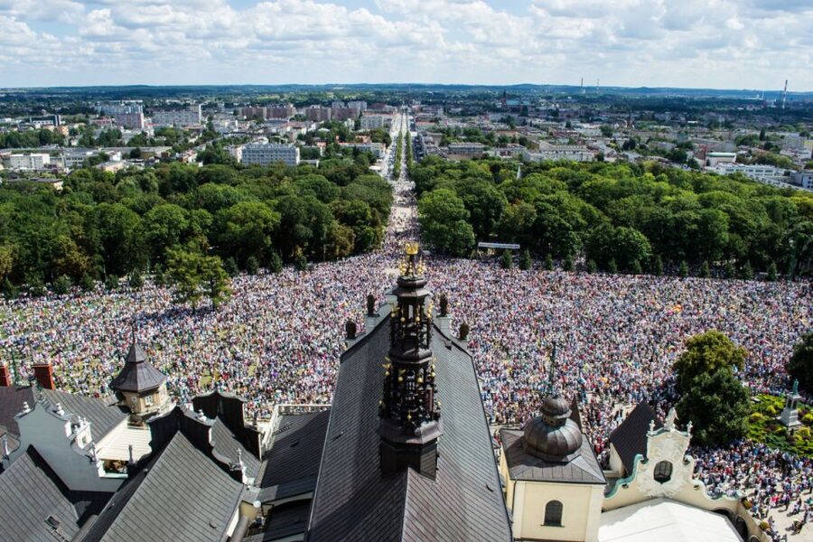 Half-Day Czestochowa Black Madonna Tour from Krakow - The 1655 siege and Polish memory
