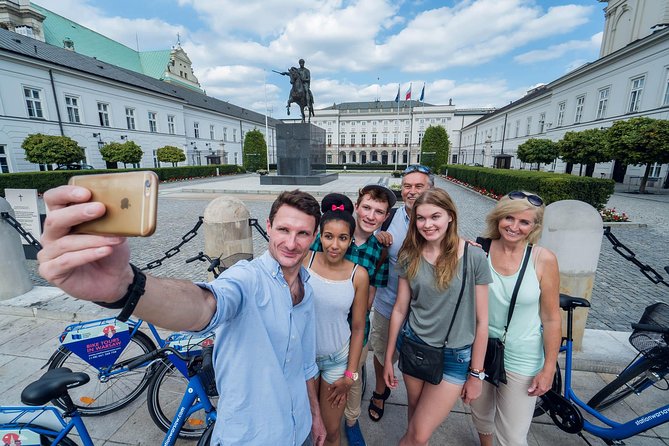 Half-Day Warsaw City Sightseeing Bike Tour for Small Group - What the guides add to the ride