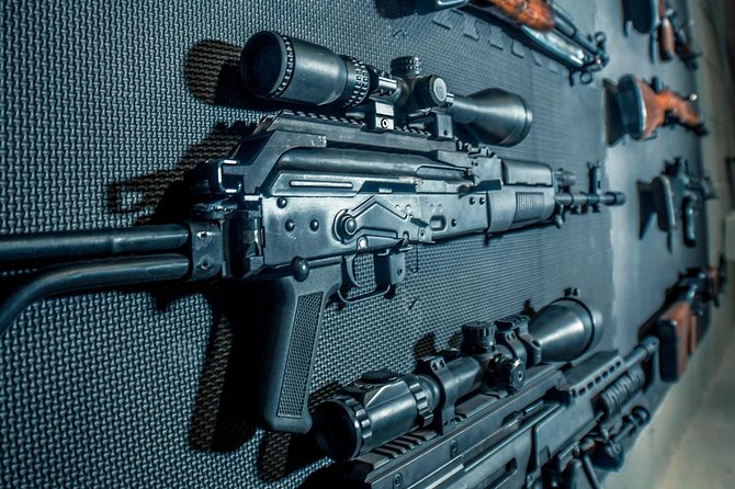 Indoor Shooting Range in Warszawa - Five guns, five different shooting experiences