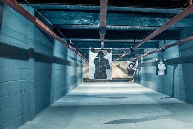 Indoor Shooting Range in Warszawa - Why the small group limit matters