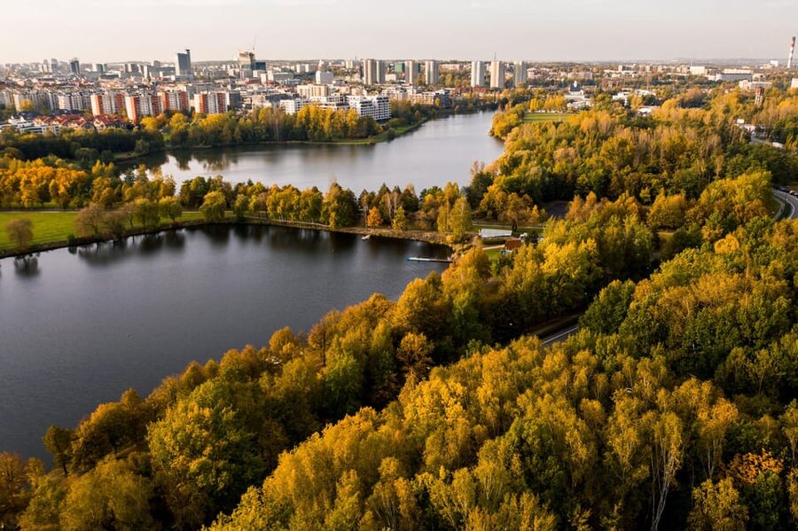 Katowice and Nikiszowiec: bicycle tour with guide - The Valley of the Three Ponds gives your legs a break