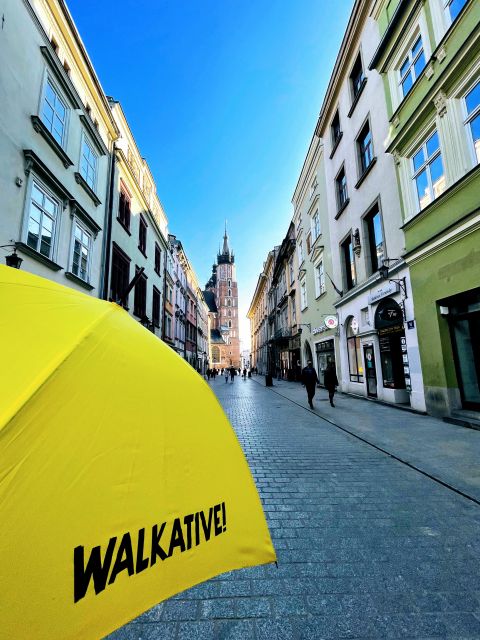 Krakauer old town tour - The Wawel dragon and Krakow’s local legend