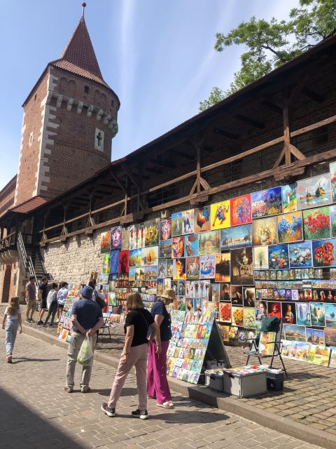 Krakow: 3-Hour Guided Secret Foodies Tour - Key points at a glance