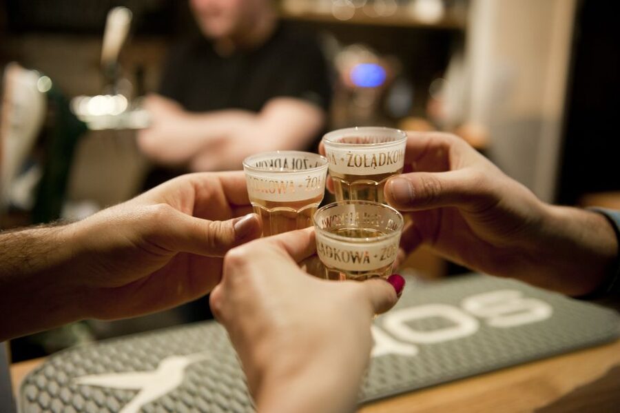 Krakow: 3-Hour Guided Secret Foodies Tour - Kazimierz, old bars, and honey vodka