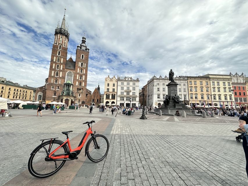 Krakow: 3-Hour Small Group Tour on E-Bike - Wawel Castle and the dragon by the Vistula