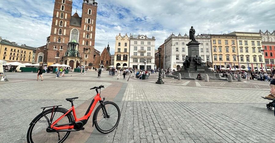Krakow: 3-Hour Small Group Tour on E-Bike - Schindler’s List Passage and the former ghetto