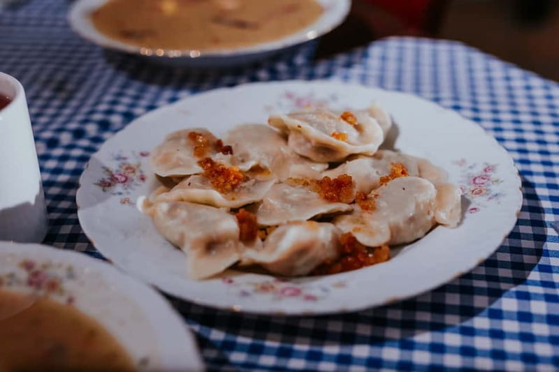 Krakow: 6-Course Full Polish Food Tour with Vodka Tasting - The guides make the difference