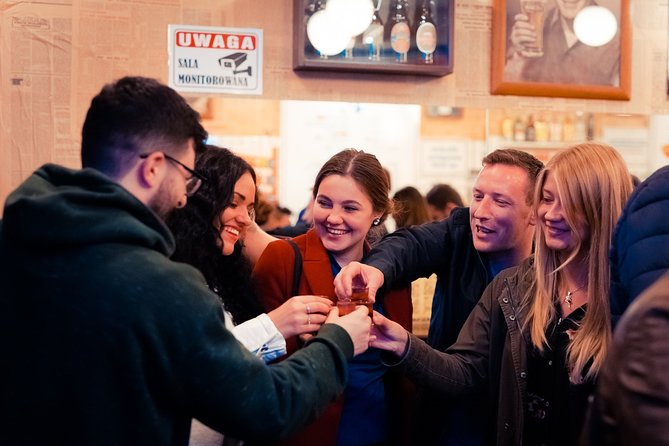 Krakow: 6-Course Full Polish Food & Vodka Tour - A Polish dinner that keeps moving