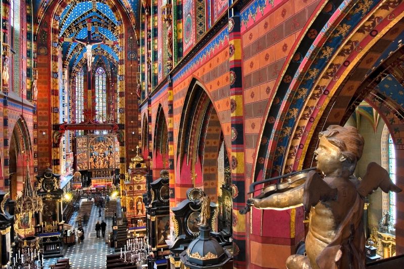 Krakow and Auschwitz Small-Group Tour from Warsaw with Lunch - The late return is part of the deal