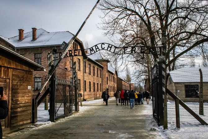 Krakow: Auschwitz-Birkenau Guided Tour with Ticket and Transfer - From Krakow to Oswiecim