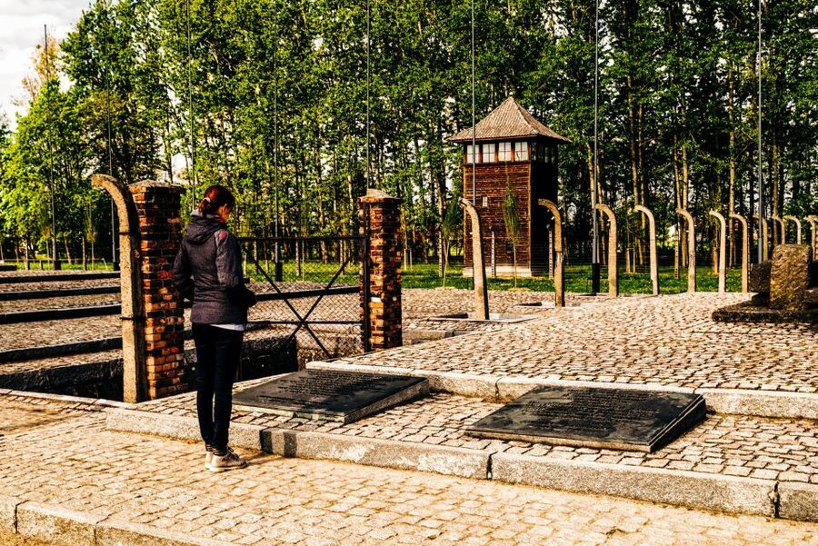 Krakow: Auschwitz-Birkenau Live Guided Tour & Hotel Pickup - Why this Krakow to Auschwitz trip matters