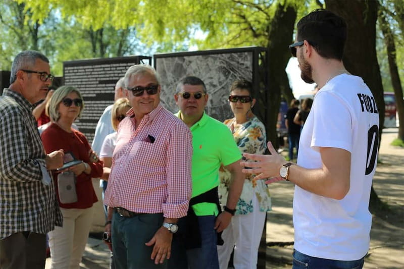Krakow: Auschwitz-Birkenau Private Guided Tour - Communication and timing: what you need to manage