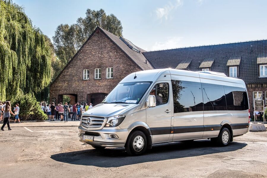 Krakow: Auschwitz-Birkenau & Wieliczka Salt Mine Day Tour - Lunch, snacks, and the switch in mood