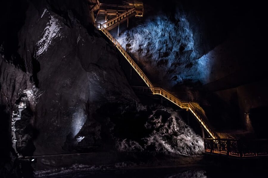 Krakow: Auschwitz-Birkenau & Wieliczka Salt Mine Day Tour - How the 11-hour schedule feels