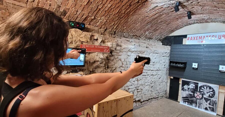 Krakow: Axe Mate Club Shooting Range Entry Ticket - Taking aim with the CZ 75 P-07 Duty pistol