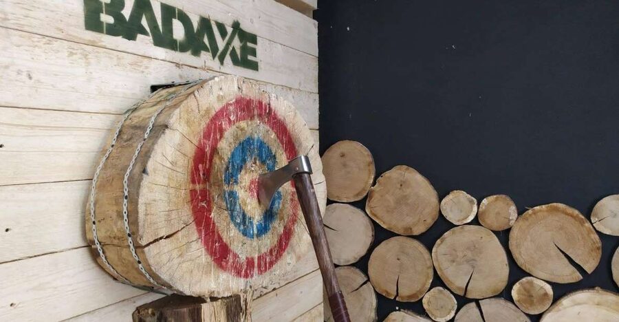 Krakow: Axe Throwing Fun - Your private target room