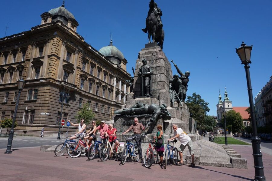 Krakow: Bike Tour of the Old Town, Kazimierz, and the Ghetto - Who will get the most from this Krakow bike tour?