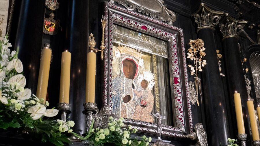 Krakow: Black Madonna of Częstochowa & Home of John Paul II - The long road from Wadowice to Częstochowa