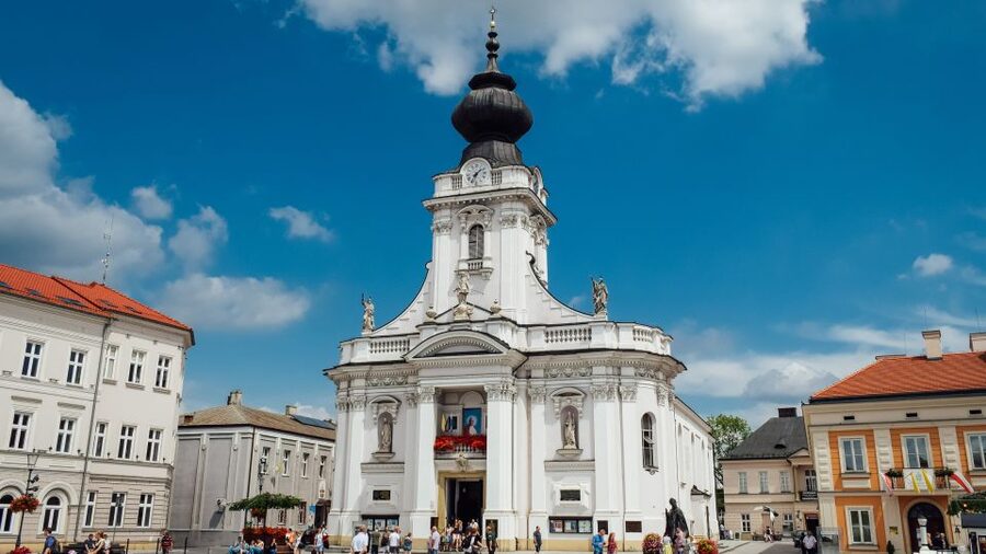Krakow: Black Madonna of Częstochowa & Home of John Paul II - Jasna Góra Monastery and the Pauline monks