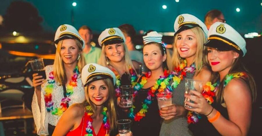 Krakow: Boat Party with Unlimited Drinks - Key points to know before booking