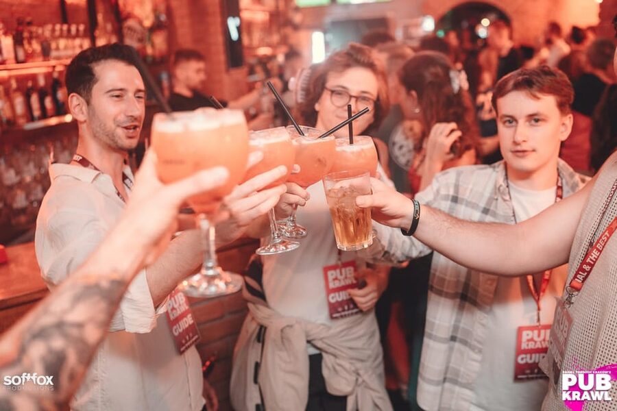 Krakow: Bottomless Brunch with 3-Course Meal and Drinks - Key points at a glance