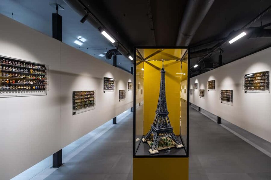 Krakow: Bricks & Figs Museum Entry Ticket - The 14,000 Minifigures collection