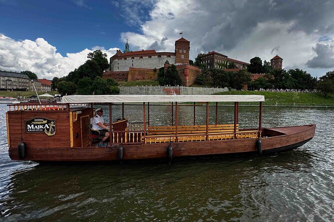 Krakow by night 60 minutes cruise The Vistula River Krakow - Wawel Castle from the Vistula